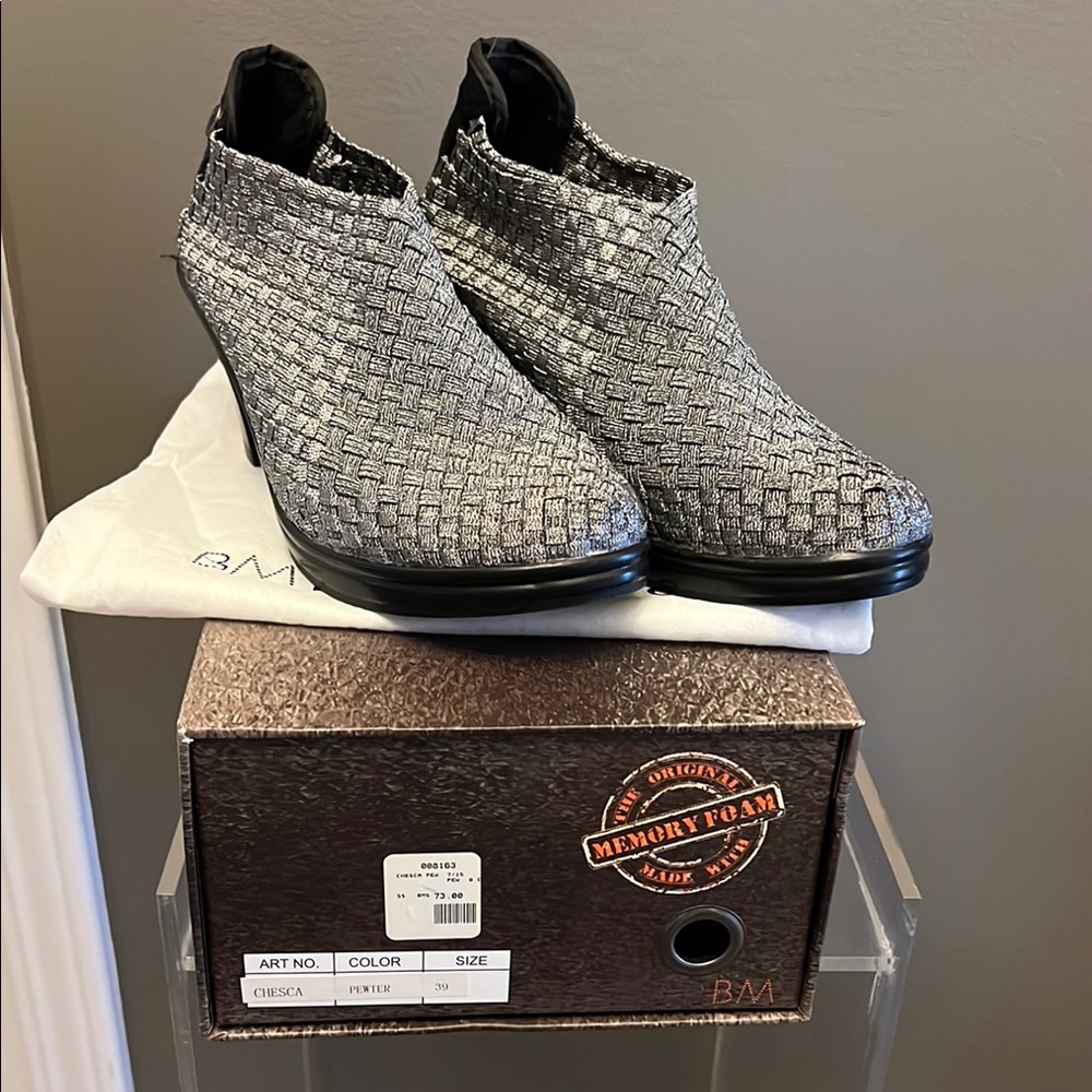 Bernie Mev Women's Silver Ankle Boots size 39 (or U.S. 8.5)